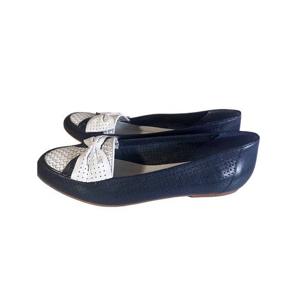 Rafferty blue and white leather loafers with bow size 6.5 B - Picture 5 of 7